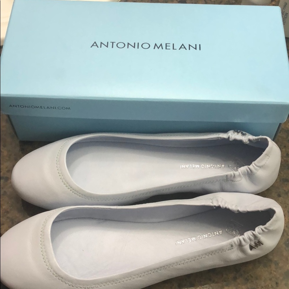 Antonio Melani flats